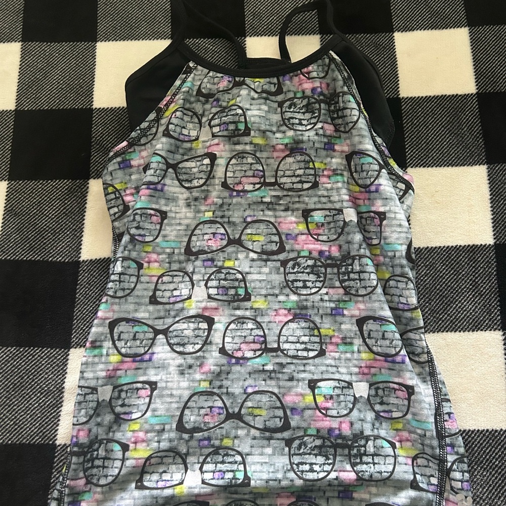 Kids activewear graphic Tank Top with Sunglasses Print